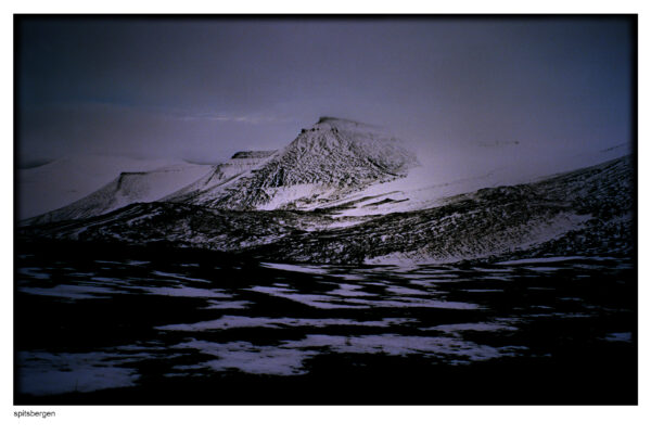 PHOTO FROM MARCIN SAUTER'S RUSSIA, SYBERIA, SPITSBERGEN COLLECTION, SIDE LENGTH 30 CM 10 COLLECTOR’S PHOTOS – THE PRICE IS NEGOTIABLE, SINGLE PHOTO