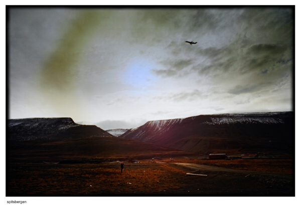 PHOTO FROM MARCIN SAUTER'S RUSSIA, SYBERIA, SPITSBERGEN COLLECTION, SIDE LENGTH 30 CM 10 COLLECTOR’S PHOTOS – THE PRICE IS NEGOTIABLE, SINGLE PHOTO