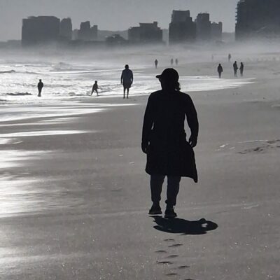 MAN WALKING ON THE BEACH, PHOTO TAKEN WITH SAMSUNG GALAXY S22 PHONE, COLOR, PHOTO SIZE ACCORDING TO INDIVIDUAL ORDER, 300 DOLLARS, KAROLNA ROG